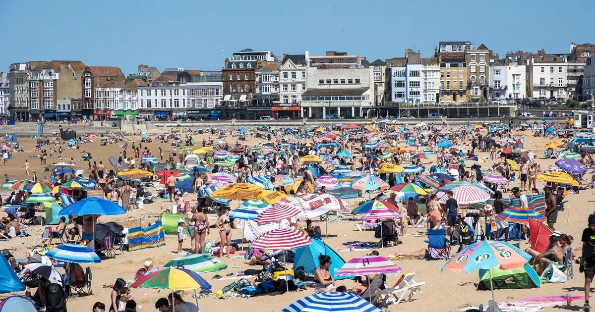 UK Issues First September Heat Health Alert as Temperatures Hit 32C