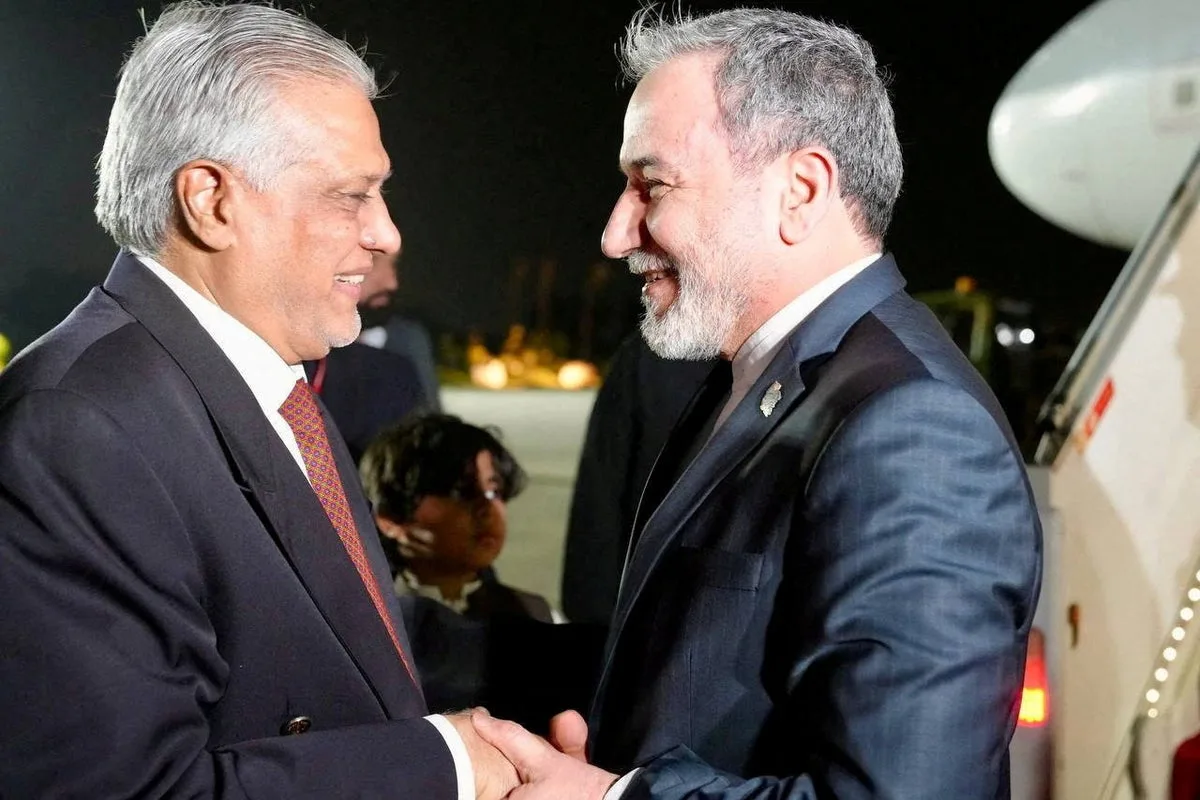 Uncertainty Clouds US-Iran Talks as Iran’s Top Diplomat Arrives in Pakistan