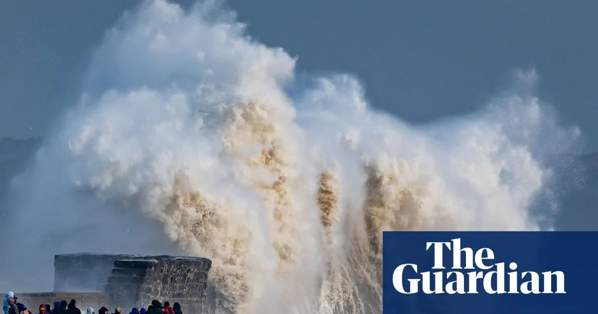 Storm Amy Claims Life in Ireland as UK Braces for 70mph Winds
