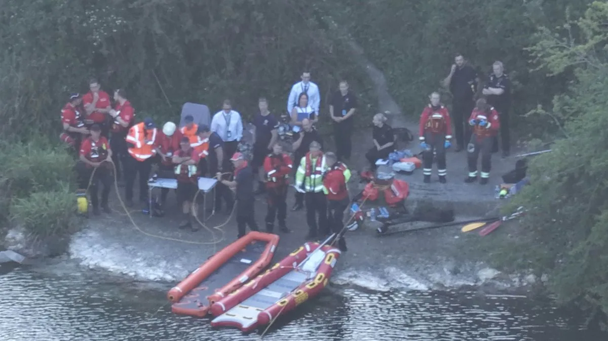 Body of teenage boy found after Kent lake search