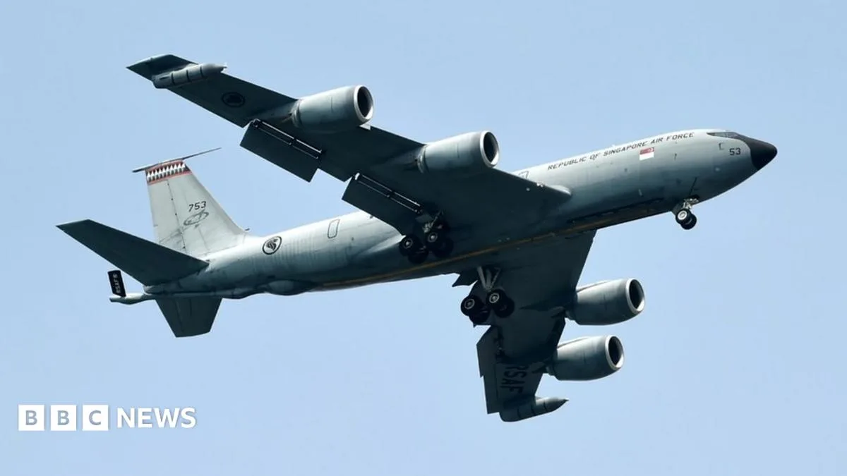 US Air Force Jet Makes Emergency Landing at RAF Mildenhall