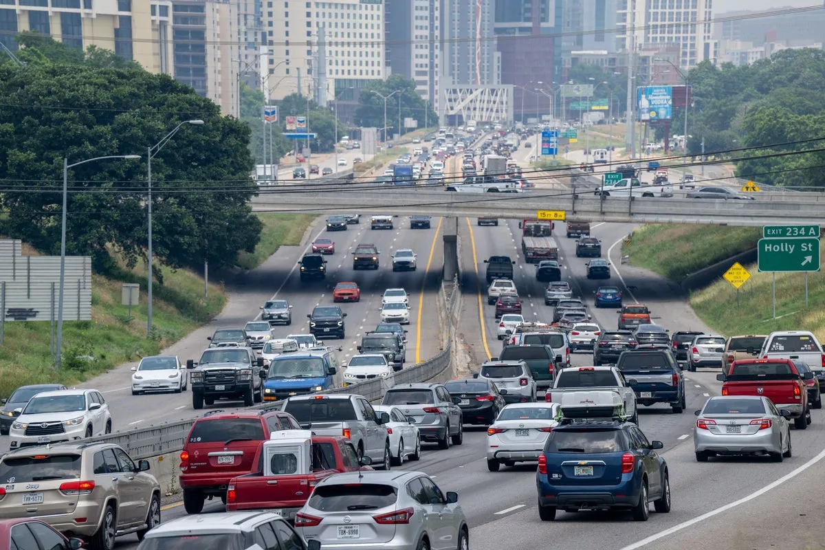 US commute times hit 272 minutes amid housing and office pressures