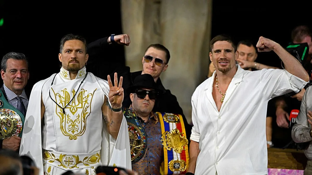 Usyk vs Verhoeven: Rules, Rounds, Gloves and Titles Explained