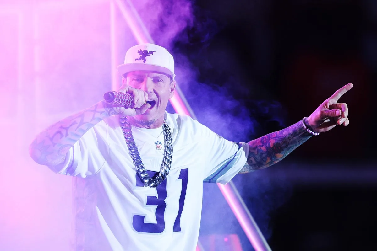 Vanilla Ice Defends Trump Festival Gig Amid Dropouts