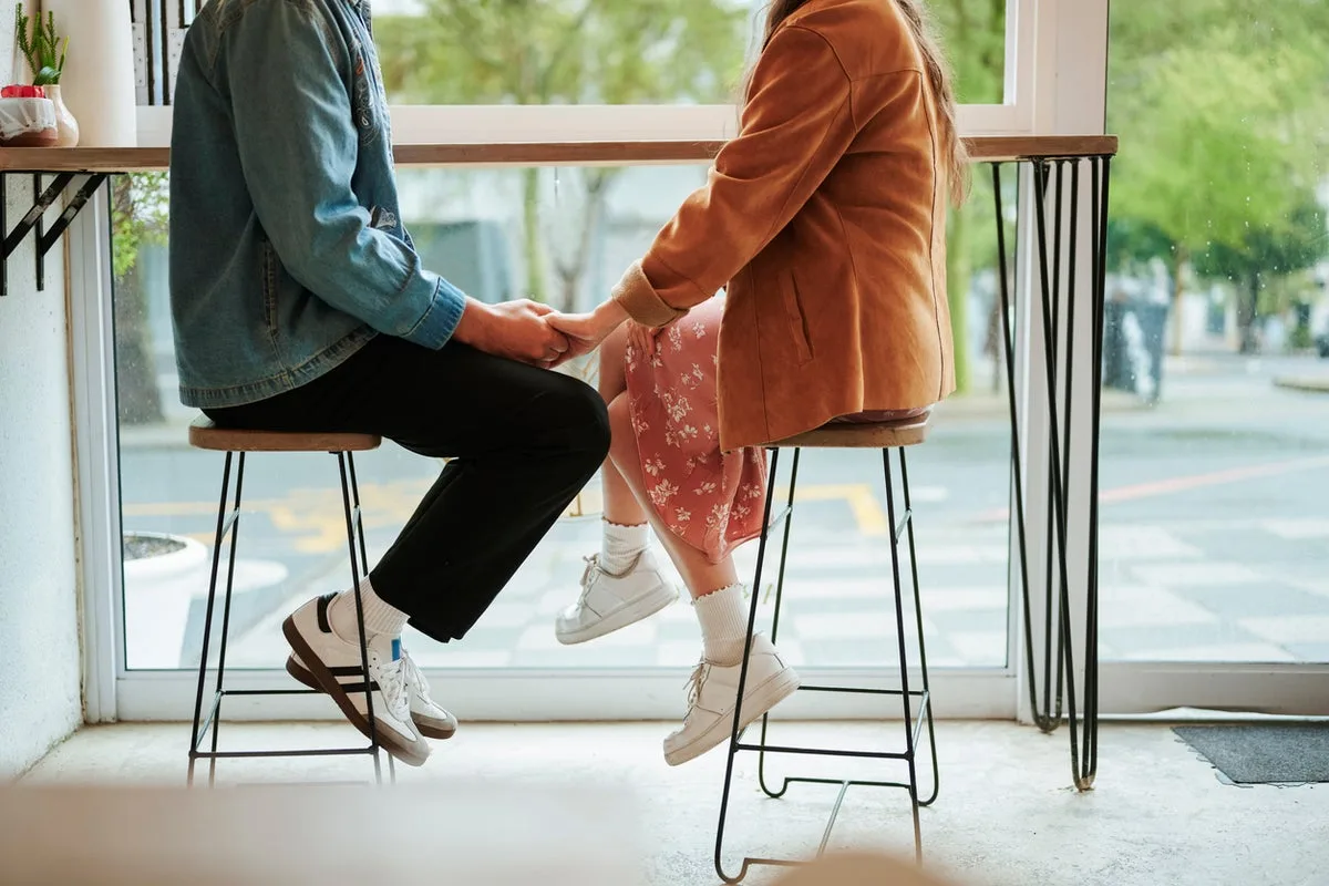 Viral Dating Rejection Text Sparks Debate on Handling Rejection