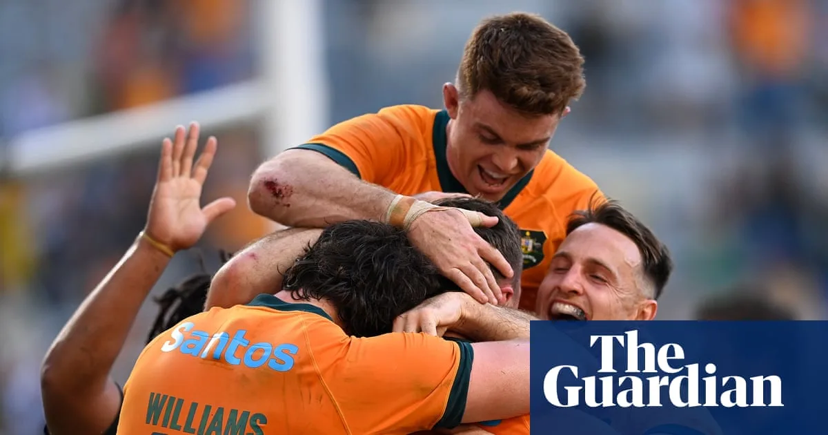 Wallabies snatch dramatic Rugby Championship win over Argentina with last-gasp try