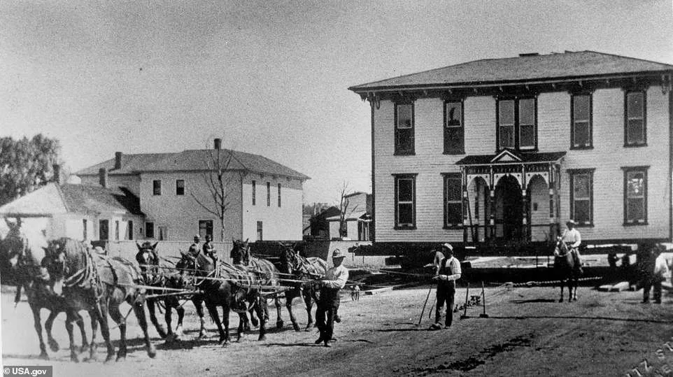 Vintage Photos Show Houses Being Moved by Horses in 19th Century America