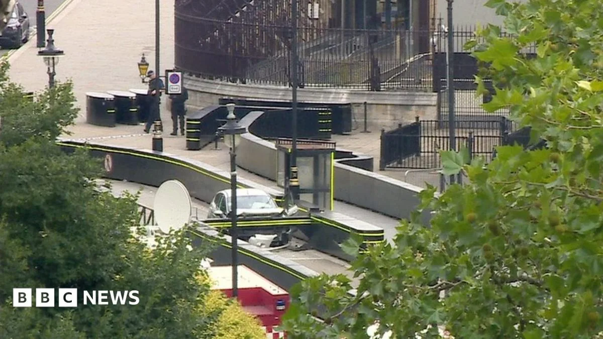 Westminster Bridge Crash Driver Hospitalised in London