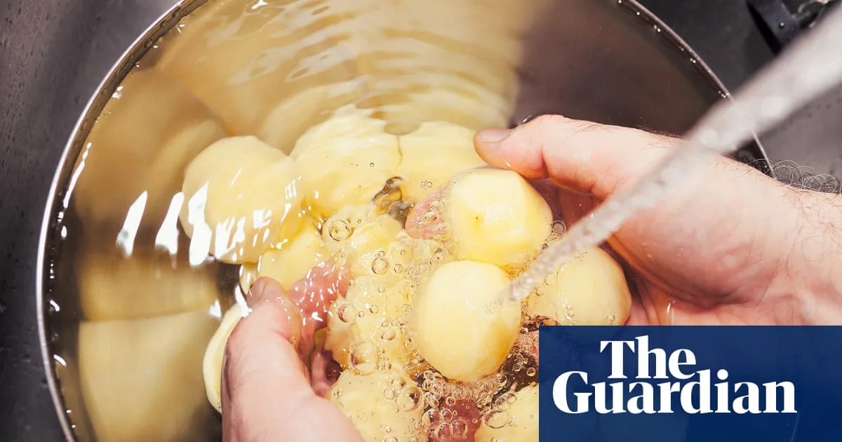 How to Stop Potatoes Turning Black After Cooking