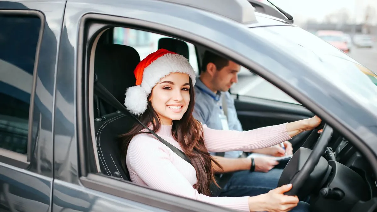 Drivers Warned of £5,000 Fine for Wearing Winter Boots, Coats, or Christmas Jumpers