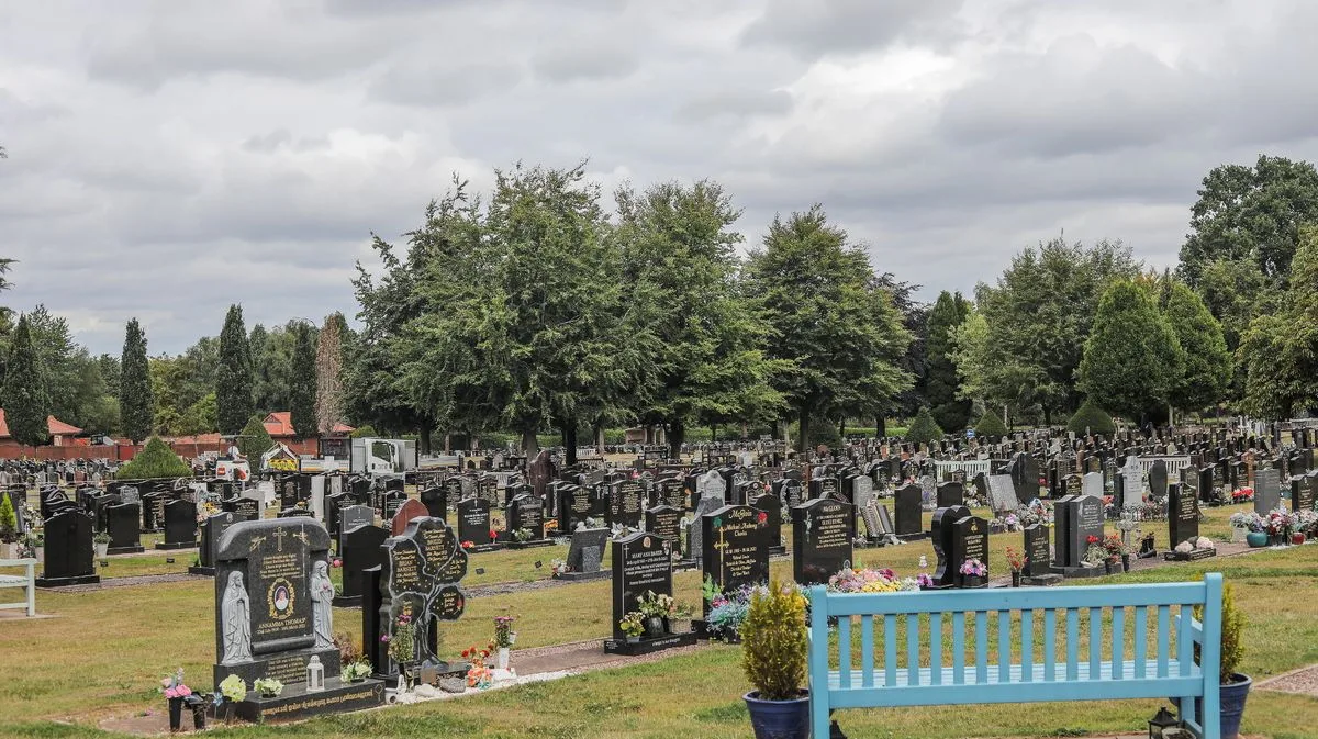 Wolverhampton Council Drops 'Fat Tax' Grave Fee Plan After Backlash