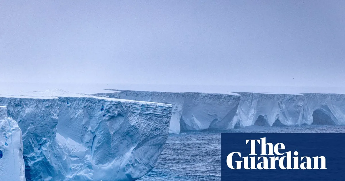 World’s Biggest Iceberg A23a Breaks Up After 40 Years