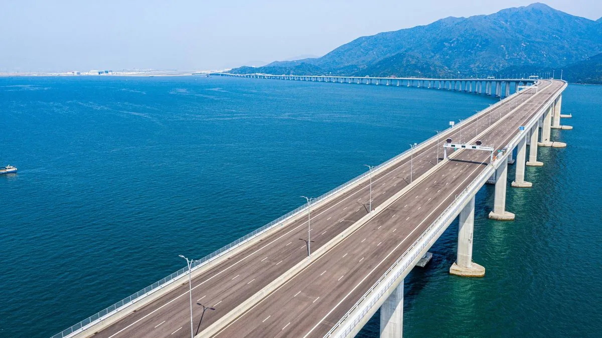 World's Longest Sea Bridge: 34-Mile Crossing in 40 Minutes
