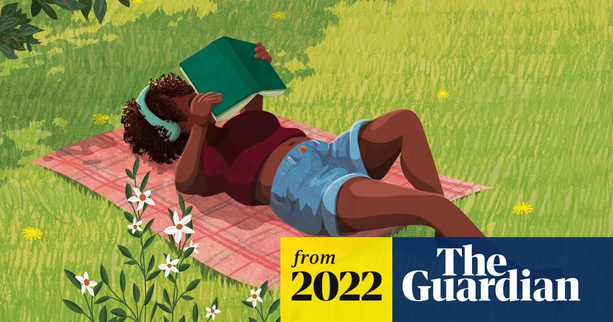Writers Defend Novels' Relevance Amid Reading Crisis