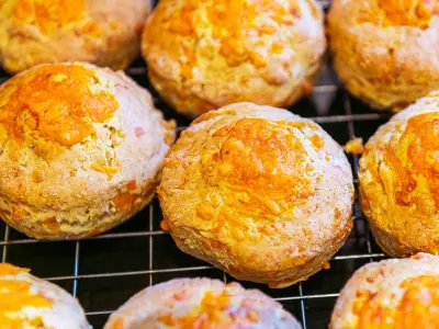 3-Ingredient Homemade Scones Recipe Ready in 12 Minutes