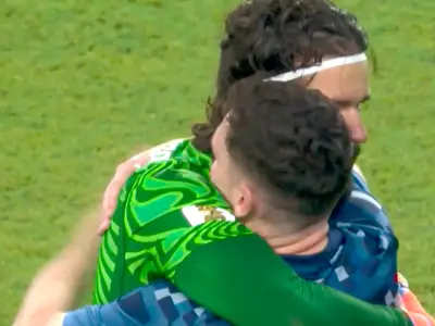 Andy Robertson and Alisson share emotional moment after Brazil beat Scotland