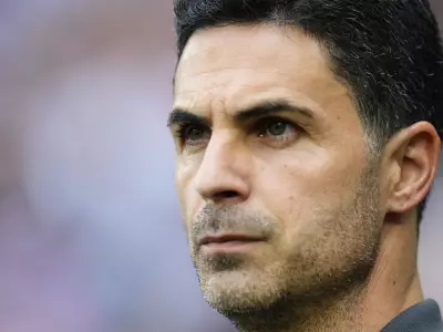 Arsenal target 10 players, battle Man Utd for Fernandes and Monga