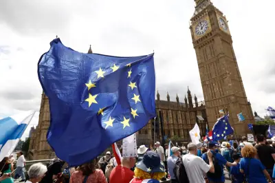 Brexit branded ‘a travesty’ as thousands march to rejoin EU