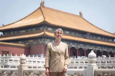 Cooper Accuses Tories of China 'Withdrawal' and Rejects Blair Criticism