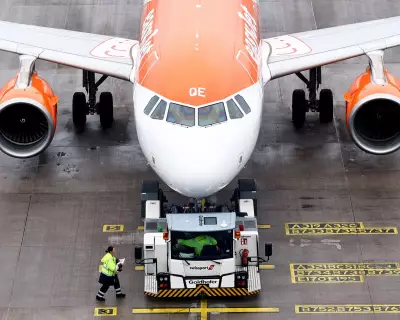 EasyJet Takeover Bid: Castlelake's Approach Faces Valuation and Regulatory Hurdles