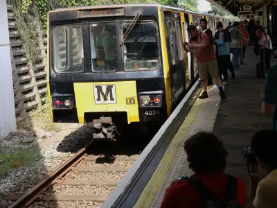 Farewell to Tyne and Wear Metro's original fleet brings mixed emotions for passengers