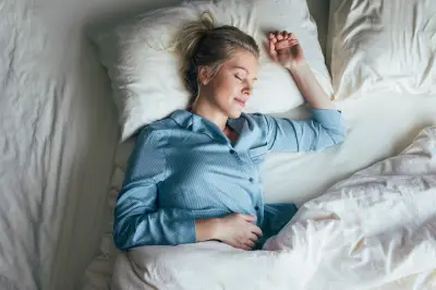 How to Sleep in a Heatwave: 10 Expert Tips to Cool Down at Night