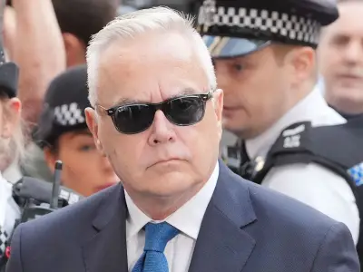 Huw Edwards criticised over attempt to return to journalism via new blog