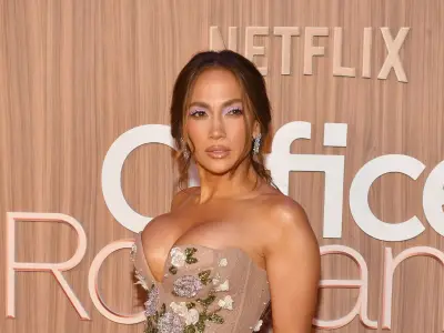 Jennifer Lopez Calls Oscar Winner Nomadland 'Worst Type of Film'