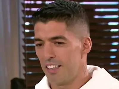 Luis Suarez Advises Julian Alvarez on Liverpool Move, Cites Own Transfer Saga