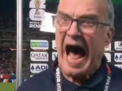 Marcelo Bielsa Loses Temper in Interview After Uruguay's World Cup Exit