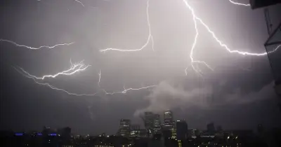 Met Issues Thunderstorm Warning for Millions Tonight - Full List