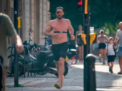 Met Office Extends Amber Heat Warning, Urges No Exercise 11am-3pm