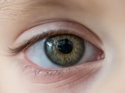 Mum Urged to See Doctor After Tick Found on Toddler's Eyelid