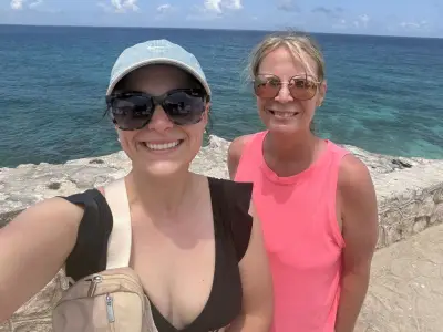 Mum's Holiday Beers Trigger Painful 'Margarita Burns' on Legs