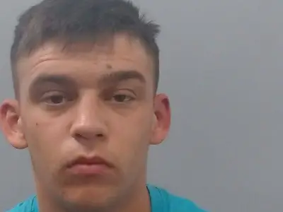 North East dealer jailed after dumping 44 crack cocaine wraps during police chase