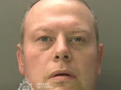 Prolific Burglar Stole Amazon Parcels, Subdued Dog While Pensioner Was Home