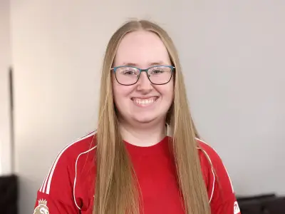 Schoolgirl Donates 80cm of Hair to Help Children with Cancer