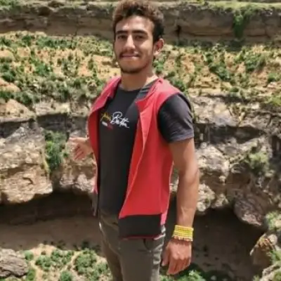 Spider-Man of Yemen Dies After 393ft Fall Into Volcano Crater