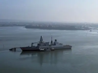 Starmer Ditches Type 83 Destroyer for Hybrid Warship Plan