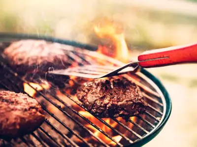 Stop Pressing Burgers: Expert BBQ Tips for Juicier Patties