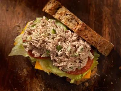 Swap Mayo for Cottage Cheese in Tuna Sandwich for High-Protein Meal