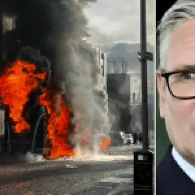 Violence condemned after Tommy Robinson stokes disorder in Belfast