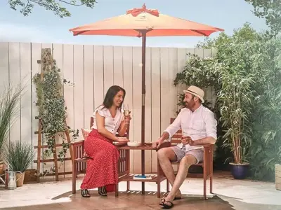 VonHaus Parasol Praised as 'Great' and 'Sturdy' by Amazon Shoppers