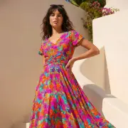 £36 Roman Dress Gets So Many Compliments Shoppers Are Stopped in Street