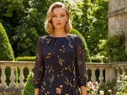 £36 Roman Dress Makes Shoppers Feel Confident and Comfortable