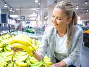 Aldi's 30-Second Hack to Keep Bananas Fresh Longer Without Browning