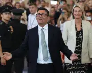 Andy Burnham Poised for No 10 as Starmer Resigns; Multiculturalism Support Falls