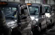 Angry Taxi Drivers Disrupt London Assembly Session on Robotaxis