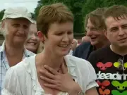 Antiques Roadshow guest stunned as 50p car boot find valued at £800