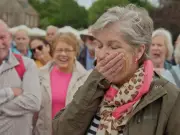 Antiques Roadshow Guest Stunned by £2.50 Charity Shop Brooch Value